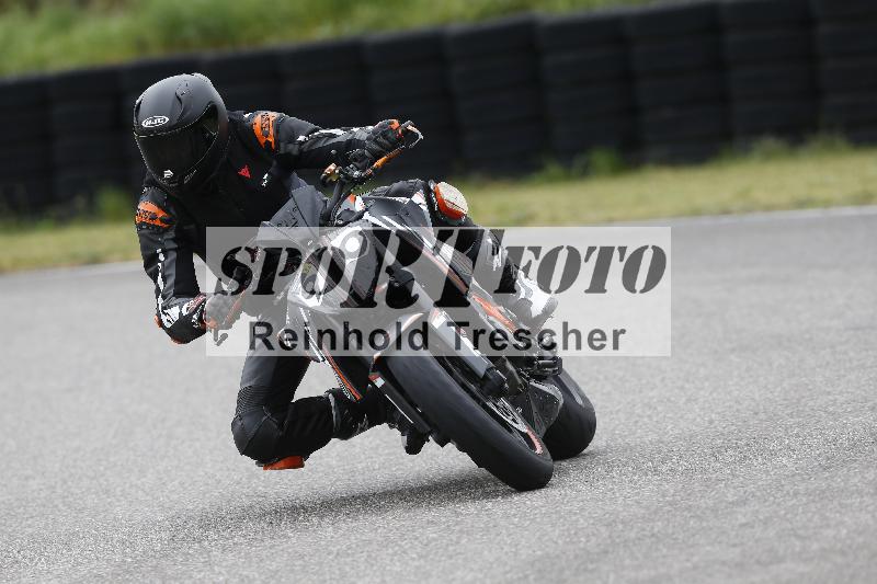 Archiv-2025/06 18.04.2025 Speer Racing ADR/Gruppe gelb/90